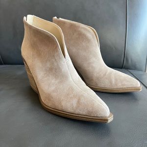 These 8.5 Vince Camuto booties are amazing. So easy and versatile.
